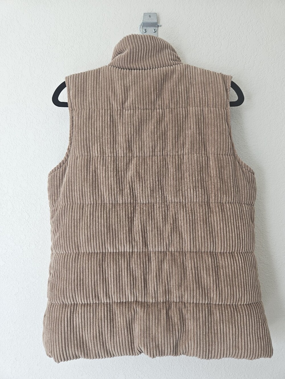BKE Corduroy Puffer Vest in Camel - Picture 3 of 6